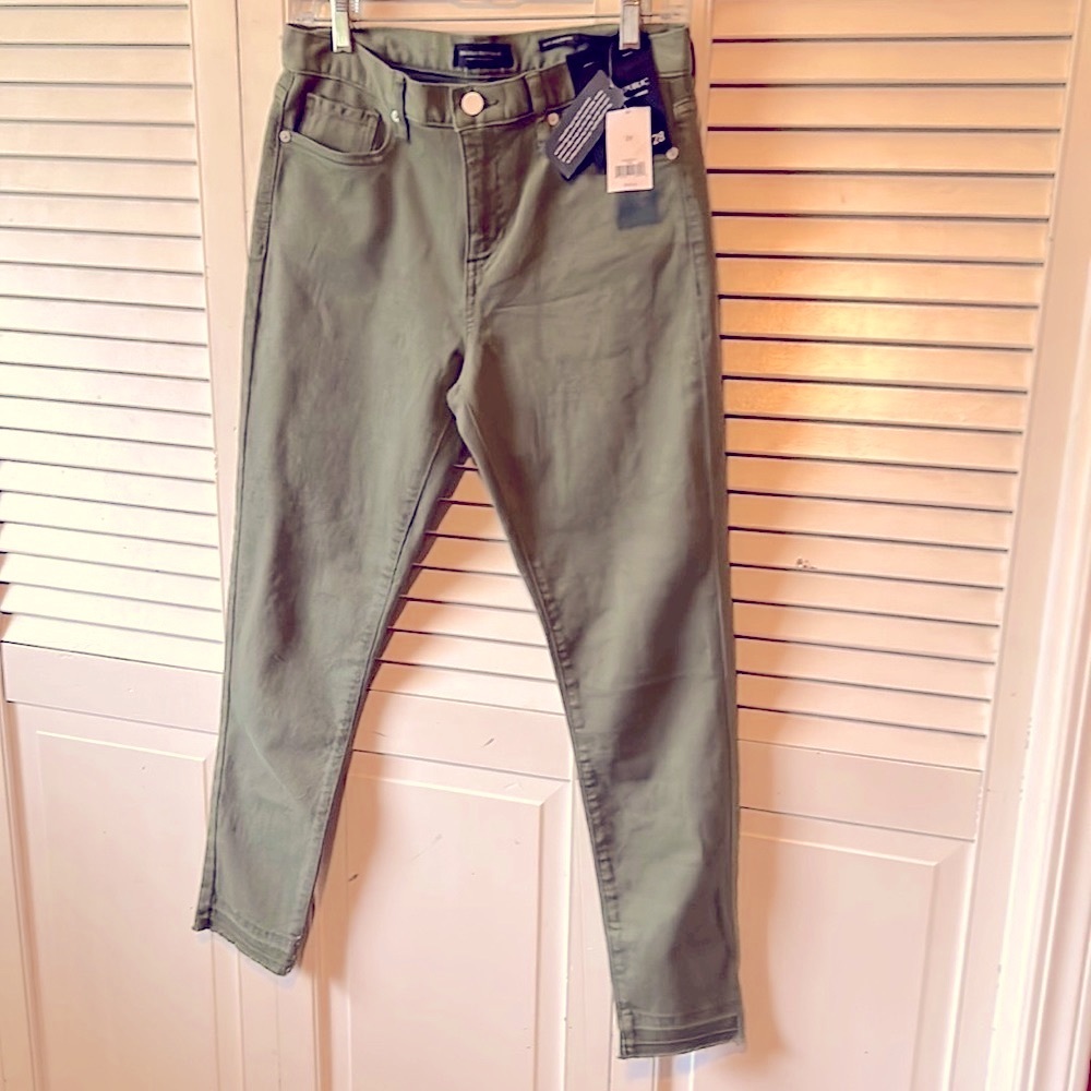 COPY - Banana Republic Mid Rise Skinny Ankle Jeans